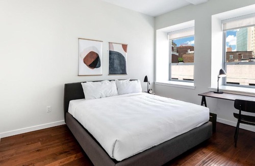 Central Business District Apartment | Kislak 405 Luxurious 1BR Retreat Above the City