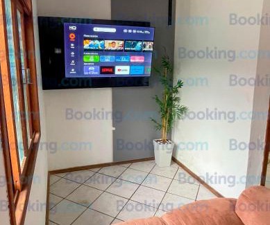 Castelo Branco Apartment | Kit Net Meia Praia Itapema - SC