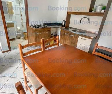 Castelo Branco Apartment | Kit Net Meia Praia Itapema - SC