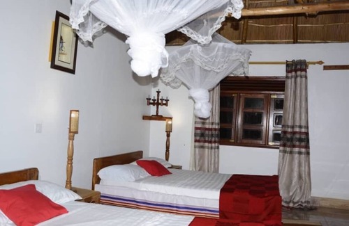 Kitojo House | Kitojo Guest Cottages