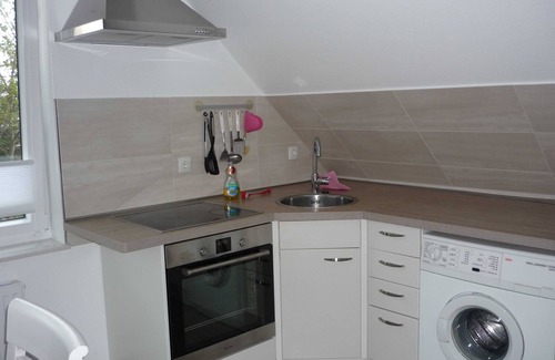 Oeversee Apartment | Klütz: Apartment with 2 bedrooms and modern bathroom - Ferienwohnung Klütz