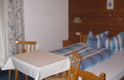 Jerzens Apartment | Kleine Wohnung - Ferienwohnung Wohlfarter