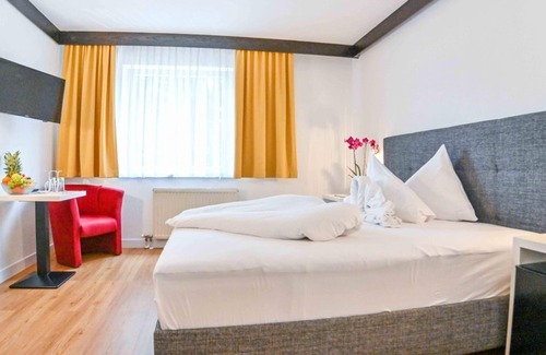 Seeboden House | Kleines Doppelzimmer Waldseite - Hotel Bellevue