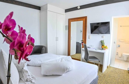 Seeboden House | Kleines Doppelzimmer Waldseite - Hotel Bellevue