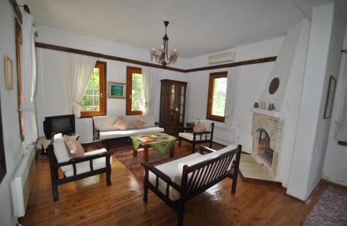 Islamlar Hotel | Kleo Cottages