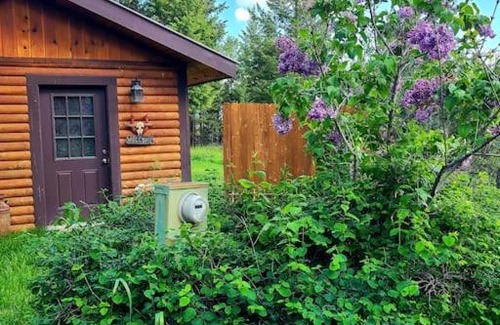 Whitefish House | KM Ranch Hideaway Cabin