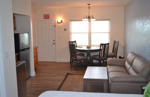 Marathon Apartment | Knight's Key Suites