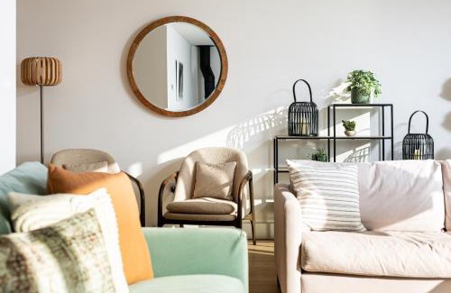 Holworth House | Knighton OI02 Silverlake Dorset
