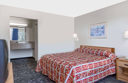 Fredericksburg Hotel | Knights Inn - Fredericksburg