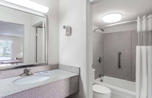 Fredericksburg Hotel | Knights Inn - Fredericksburg