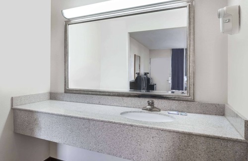 Fredericksburg Hotel | Knights Inn - Fredericksburg