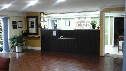 Decatur Hotel | Knights Inn - Lithonia