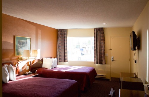 Northeast Neighbors Hotel | Knights Inn Salem, OR