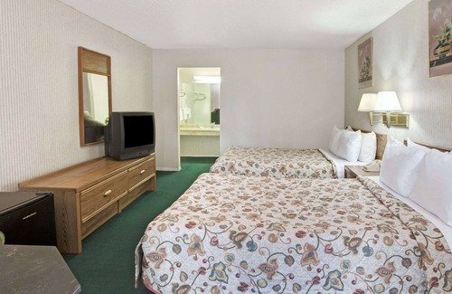 South Houston Hotel | Knights Inn South Houston