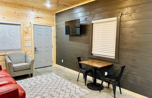 Mountain View Cabin | Knotty Squirrel Unit 9 Standard King Suite