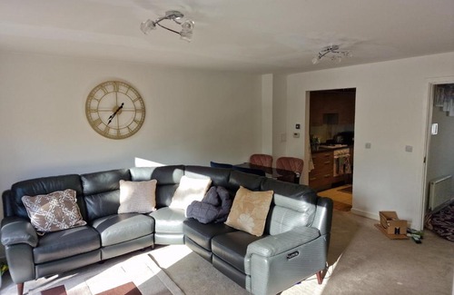 Dartford Apartment | KO 3 bed house