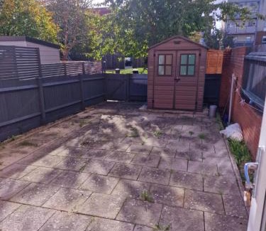Dartford Apartment | KO 3 bed house