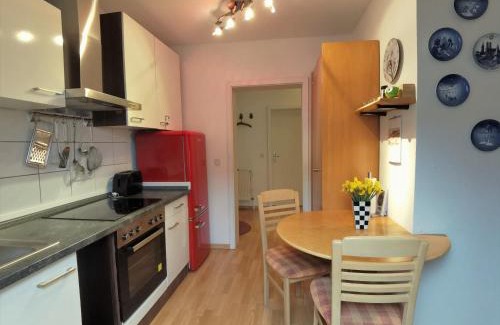 Ausacker Apartment | Kobs - FeWo inmitten der Natur mit zwei Bädern, Terrasse und gemütlichem Wohn- und Esszimmer