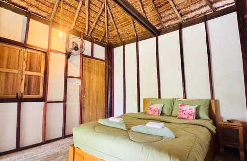 Nuea Khlong Hotel | Koh Pu Sea View Beach Resort
