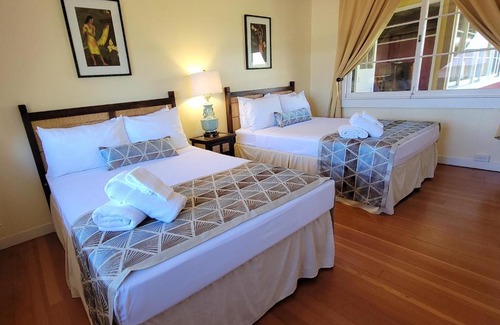 Hawi Hotel | Kohala Village INN