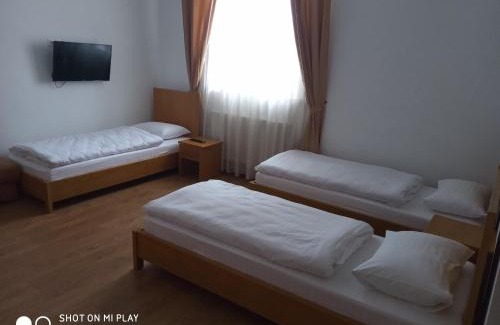 Ryasne-Rus'ke Hotel | Kook Hotel & Rest