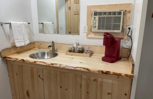Bonners Ferry Hotel | Kootenai Valley Motel