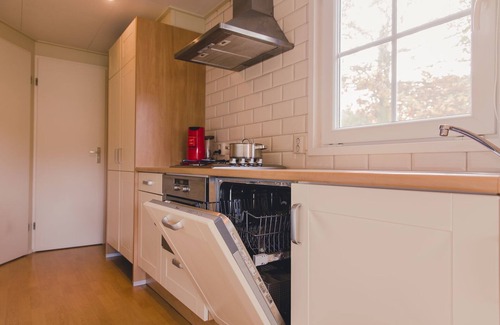 Municipality of Rijssen-Holten Resort | Korhoen 4 persons - Two Bedroom Resort, Sleeps 4