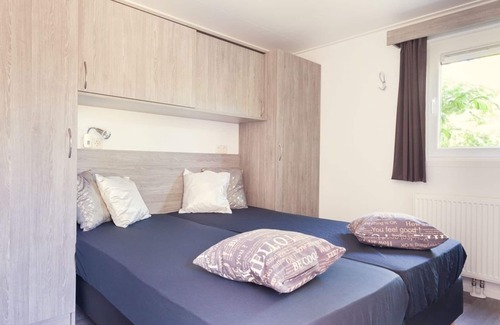 Municipality of Rijssen-Holten Resort | Korhoen 4 persons - Two Bedroom Resort, Sleeps 4