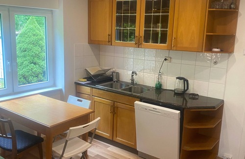 Brattvag House | Koselig hus med mange soverom sentralt i Brattvåg