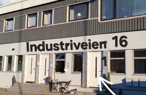 Narvik House | Koselig rom i sentrum Gratis Wifi og Parkering Rom 1