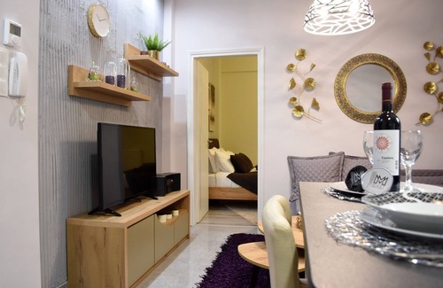 Thessaloniki City Centre Apartment | Kosmima Deluxe Apt Must