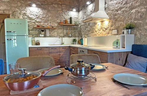 Stolac Cottage | Kostela Stone House
