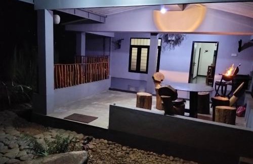 Kotmale Hotel | Kothmale inn by kandy homes