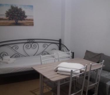Neos Marmaras Apartment | Koukounari Studios