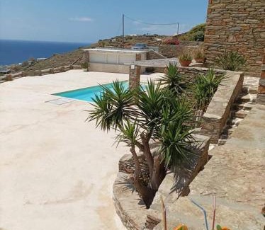 Koundouros Villa | Koundouros Petra house