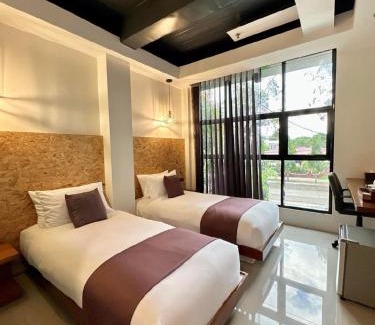 Dumaguete Hotel | Koze Suites