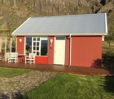 Borgarnes House | Kría Cottages