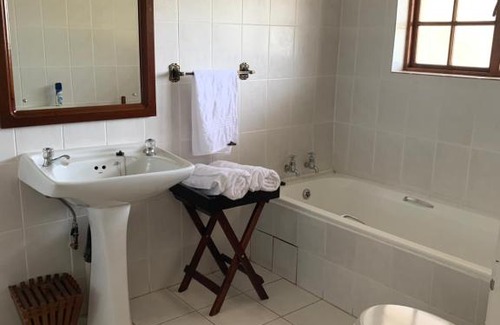 Groenvlei Cabin | Kransberg Country Lodge Guest Farm