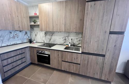 Desenzano del Garda Apartment | Kristall Lago Residence