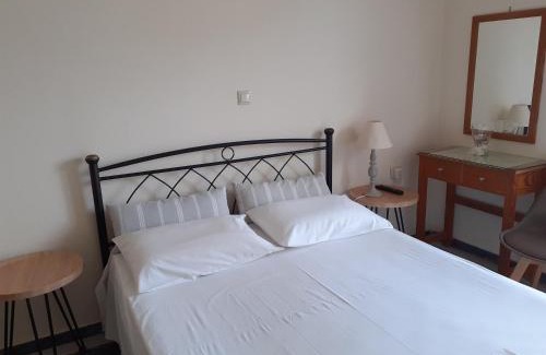 Monemvasia Apartment | Kritikos Rooms