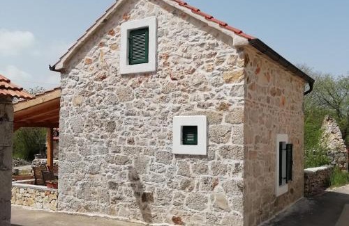 Lozovac Apartment | Krka Waterfalls Stonehouse Roko