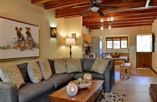 Hazyview Ski Chalet | Kruger Park Lodge Unit 225B
