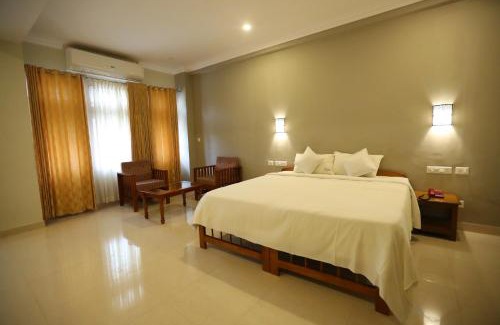 Palakkad Hotel | KTDC Garden House