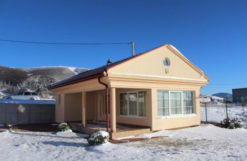 Kupres Villa | Kuća za odmor KUNA