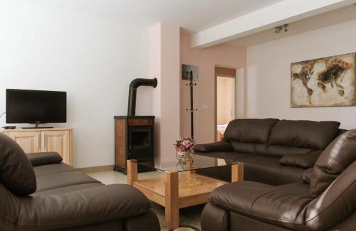 Kupres Villa | Kuća za odmor KUNA