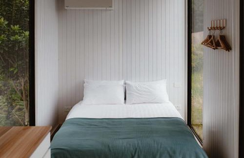 Kuaotunu House | Kūaotunu Cabin 2 by Tiny Away