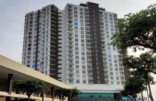 Daerah Kulai Apartment | Kulai D'Putra Suites 1min to ioiMall near JPO, Senai Airport