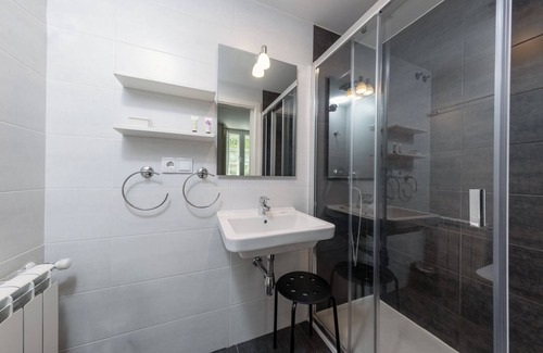 Santiago de Compostela City Centre House | Kumano Kodo by Como en Casa