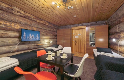 Saariselka Hotel | Kuukkeli Log Houses Aurora Resort