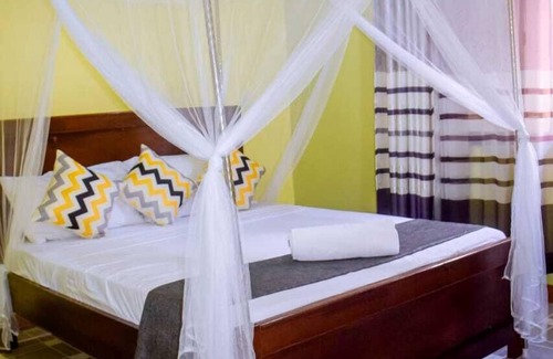 Mtwapa Hotel | KWETU RESORT